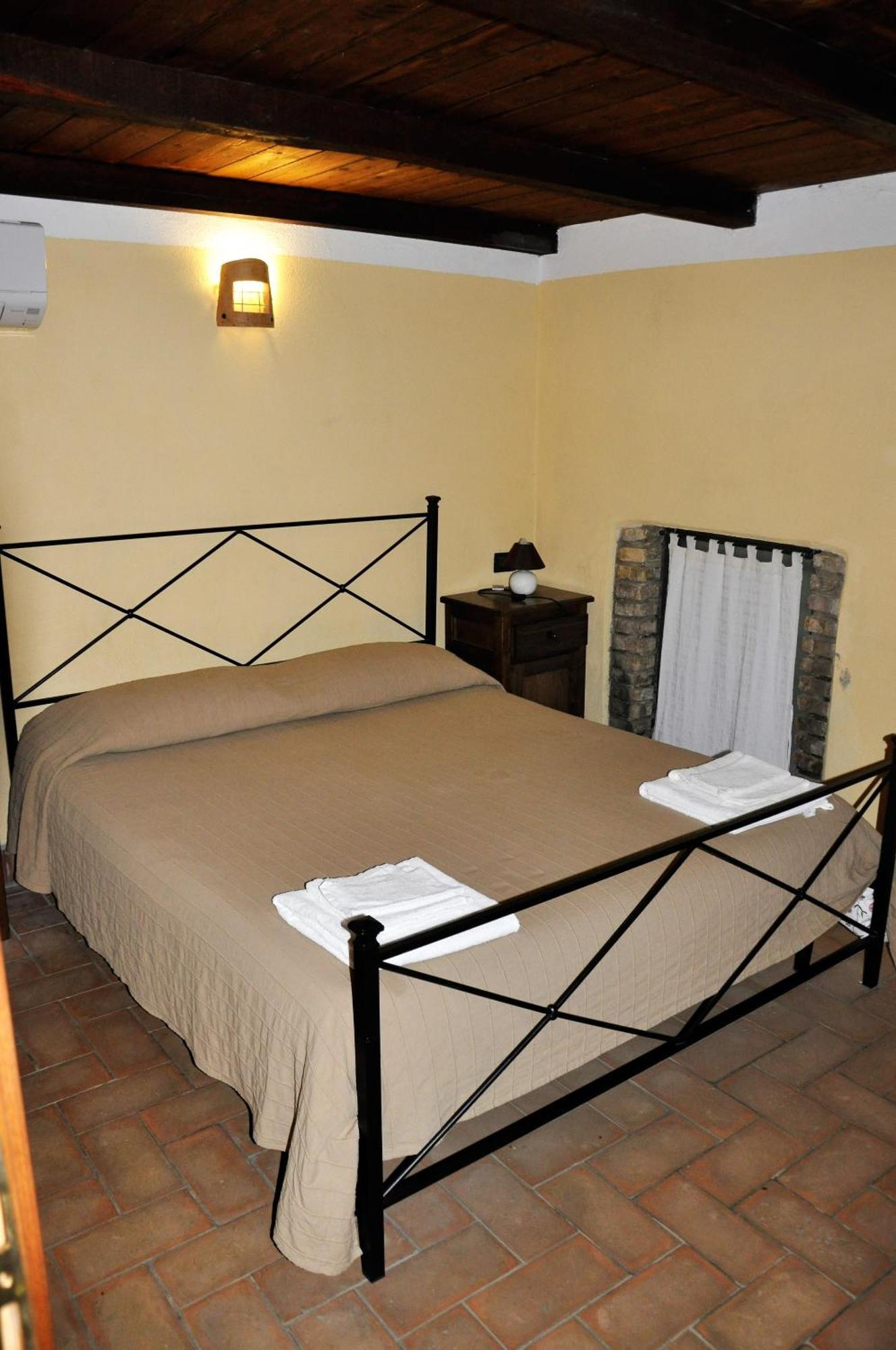 Agriturismo Nociquerceto Tarano Zimmer foto