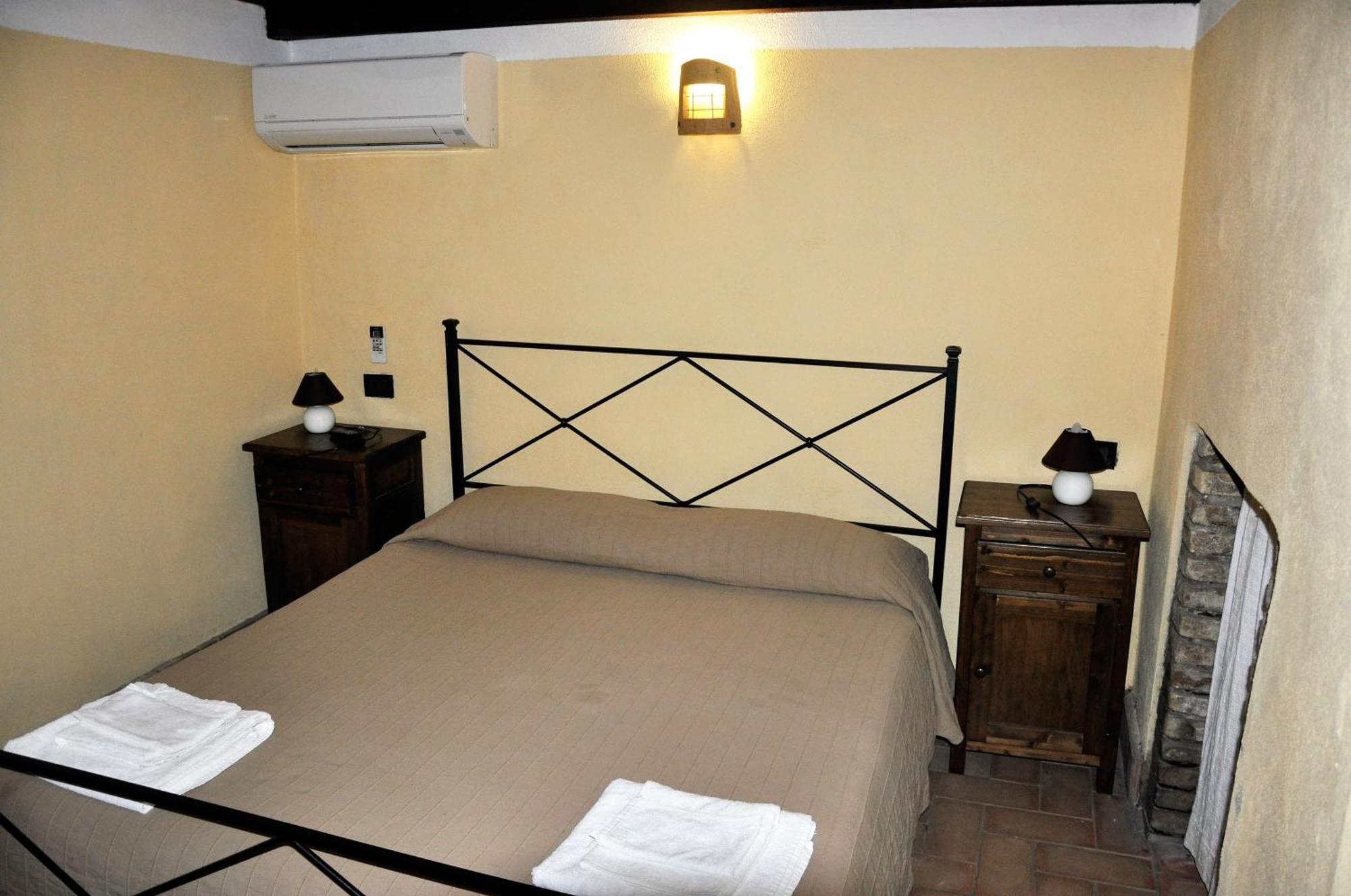 Agriturismo Nociquerceto Tarano Zimmer foto